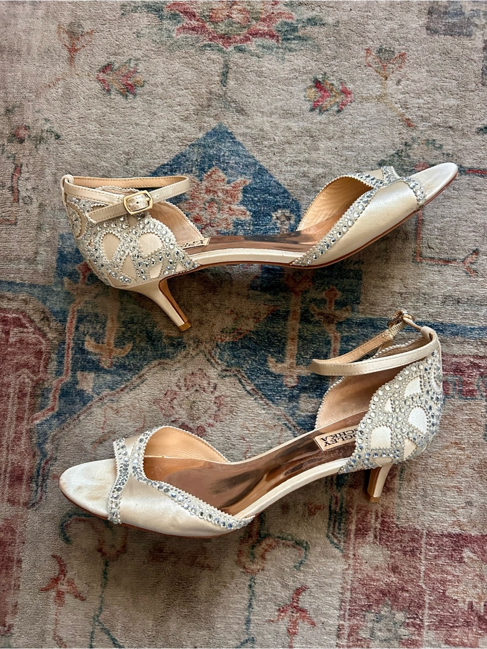 Badgley Mischka Bridal HeeIs Ivory Satin Crystal D'Orsay Kitten Wedding Bling